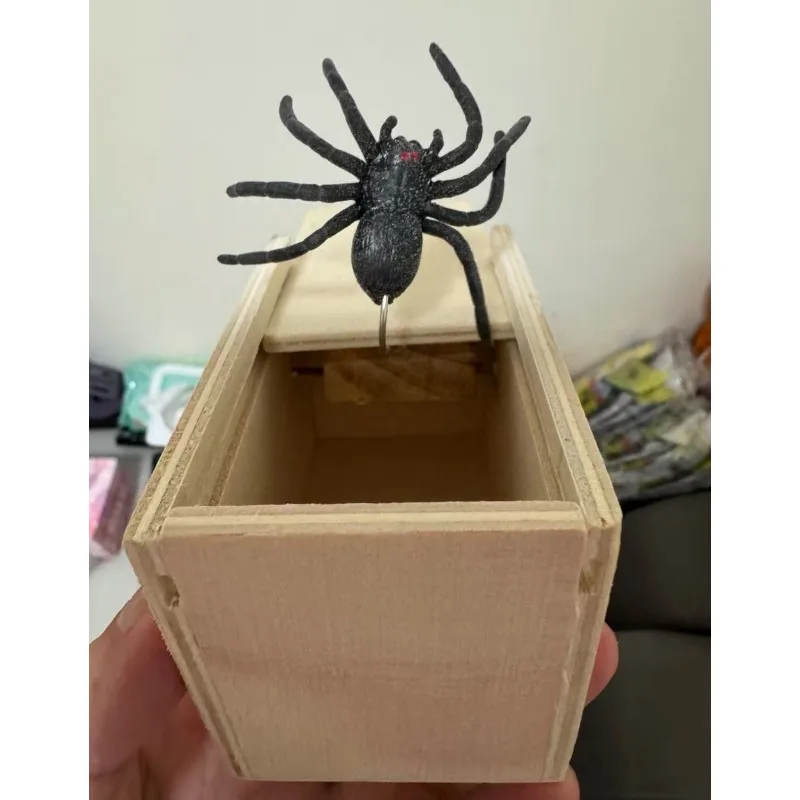 Halloween Prank Scare Box - Wooden Trick Spider Decoration