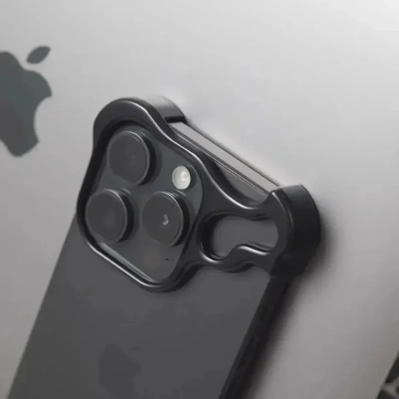 Titanium Shockproof Phone Case with Aluminum Alloy Corner Pads and Lens Protection
