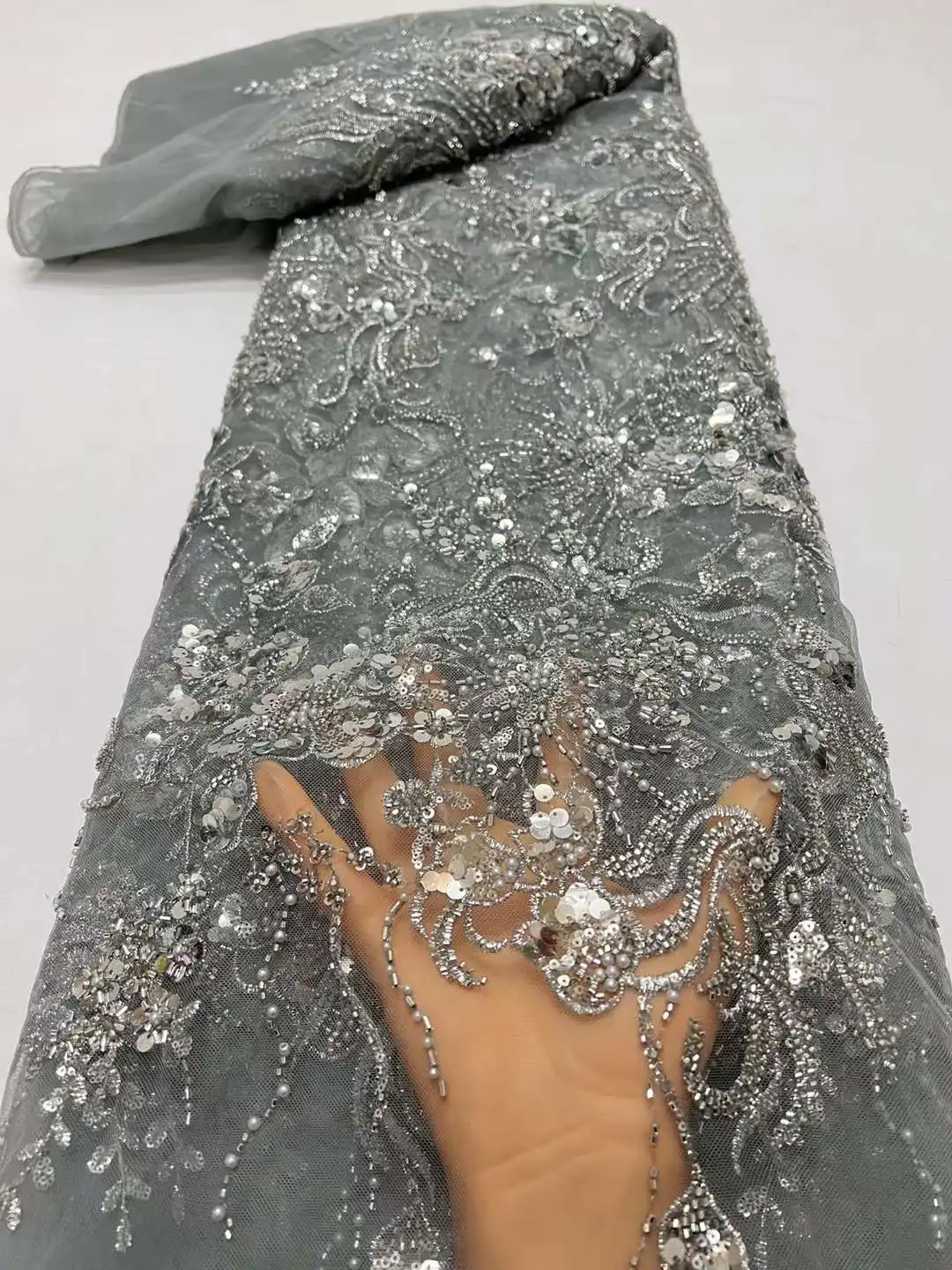 

2024 Высококачественная кружевная ткань ручной работы из бисера, французская вышивка блестками, 3D бусины, нигерийская сетчатая кружевная ткань для невесты для шитья