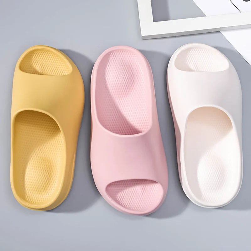 Slippers for Women and Men Non-Slip With Thick Sole Soft Foam Sliders Super Soft Non-Slip Slipper for Indoor  Outdoor_voghion.com