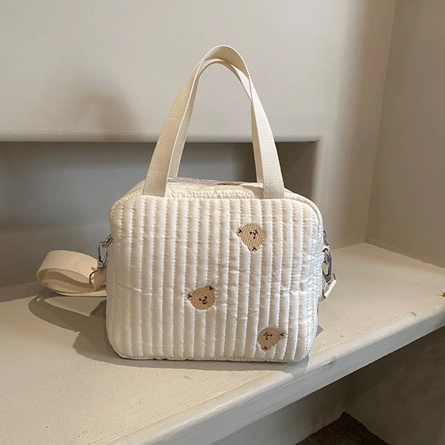 Niedliche Bären-Blumen-Stickerei-Muster Baby Beige Baumwollstoff Reißverschluss Windel Handtasche neue Gepäcktasche_voghion.com