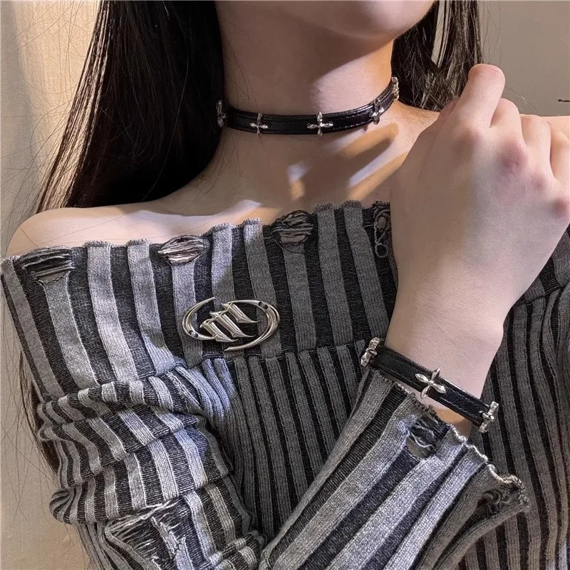 New Personality Punk Gothic Black PU Leather Bracelets for Women Trendy Spice Girl Versatile Bracelet Jewelry Accessories Gifts