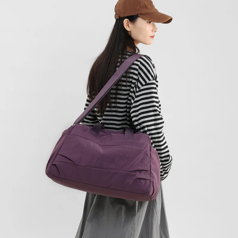 Sac à langer personnalisé pour bébé avec compartiment humide_voghion.com