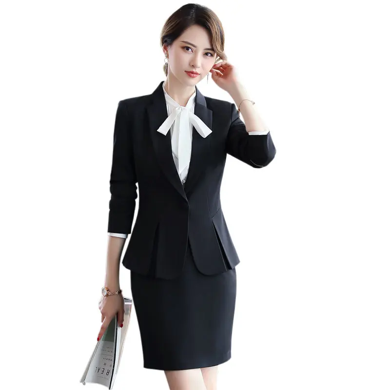 Рисунок 5 - 8812 красный костюм