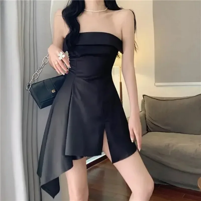 

Sexy One-Shoulder Strapless Dress, Black and White, Pure Color, Small Fragrance Design, Feeling Slit, Irregular, Pure Desire
