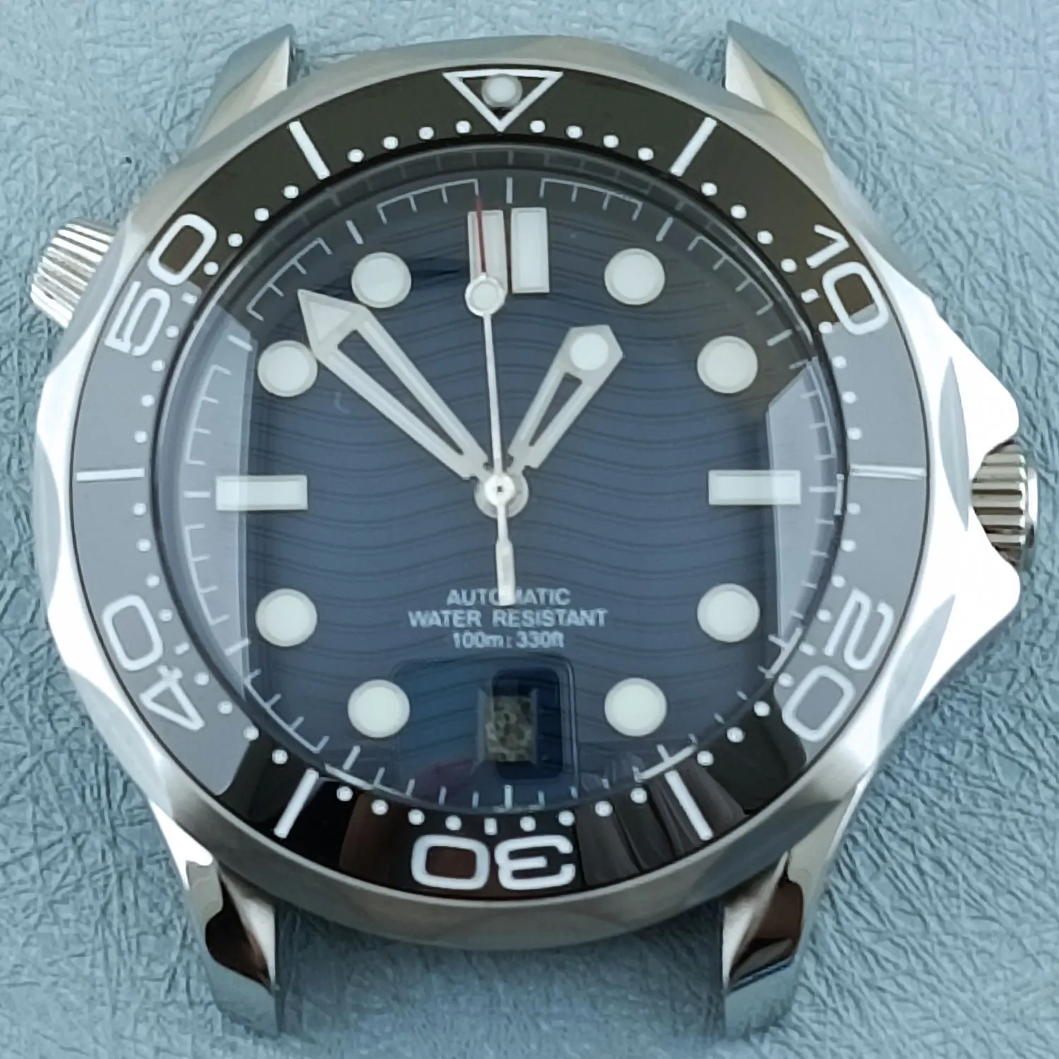 Stainless Steel Sapphire Diving Watch Case with Transparent Back and Waterproof Design