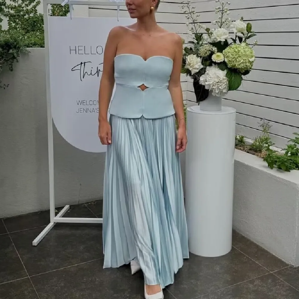 

BSK&TRAF Women's 2024 Summer New Retro Slim Pleated Stitching Hollow Design Temperament Sleeveless Tube Top Dress