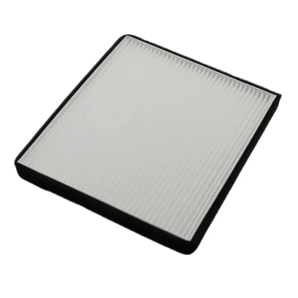 Filtre d'habitacle BYD F3, de forme rectangulaire, faisant partie du lot de 4 filtres.