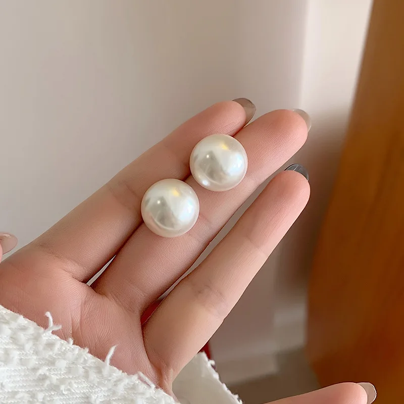 15 Mm Diameter Simulated Pearl Clip on Earrings No Pierced For Women Wedding Party Jewelry