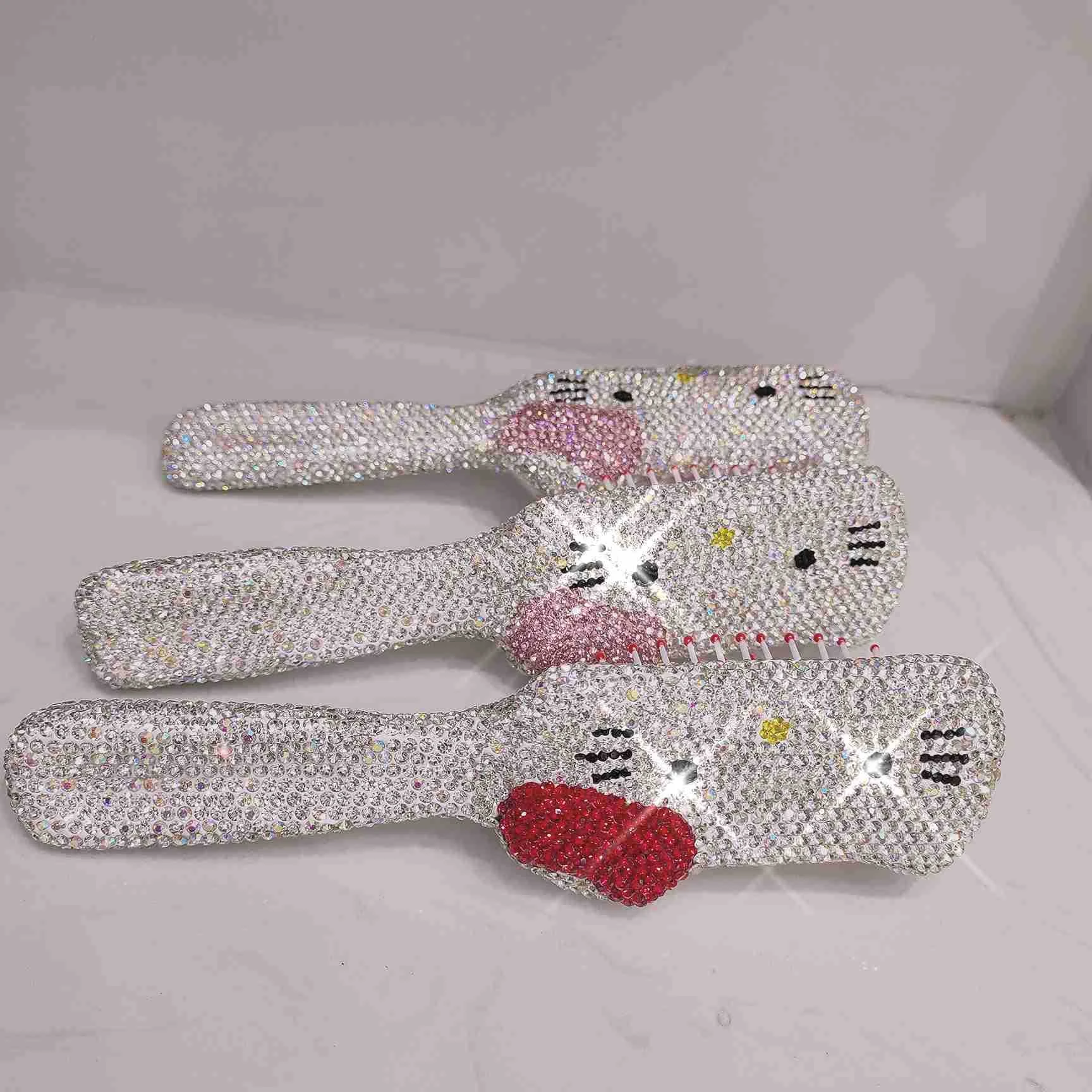 Hello Kitty Comb Handmand Full Diamonds Anime Comb Massage Comb Curly