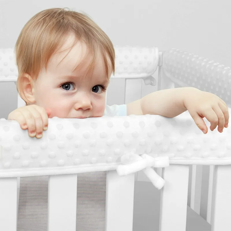 

Baby Crib with Bean Velvet Edging Guardrail for Cushioning and Anti-collision Soft Bag Around The Bed