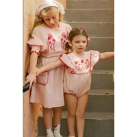 Collection AP Venice Pink SS26, robe à manches volantes brodée de fleurs pour filles, adorable combinaison pour bébé, ensemble de vêtements en lin et coton 4
