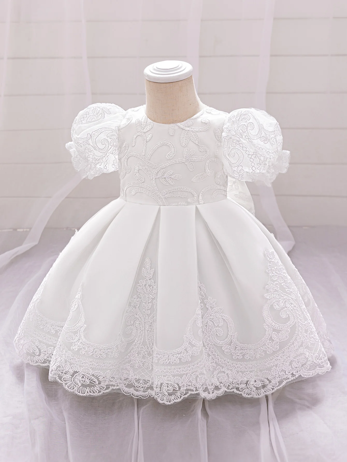 Baby Mädchen Kleid mit Schleifenstickerei und Puffärmeln, Ballkleid, Geburtstagskleid, Hochzeitskleid, Kleinkind Prinzessinnenkleid, Taufkleid – Detail 9