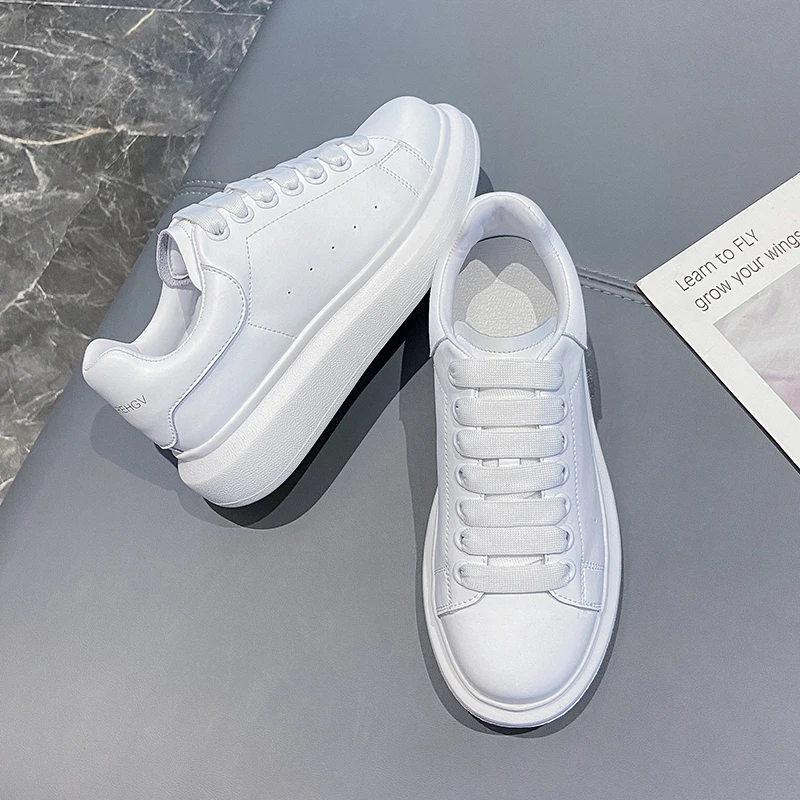 

2023 Summer Small White Shoes New Spring Men's and Women's Leather Sneakers Thick-soled Wild Couple Running Big Size43