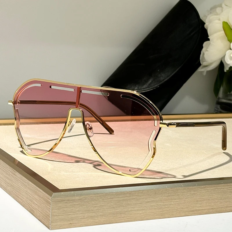 Vintage Retro Pink Alloy Frame Sunglasses - Unisex UV400 Protection