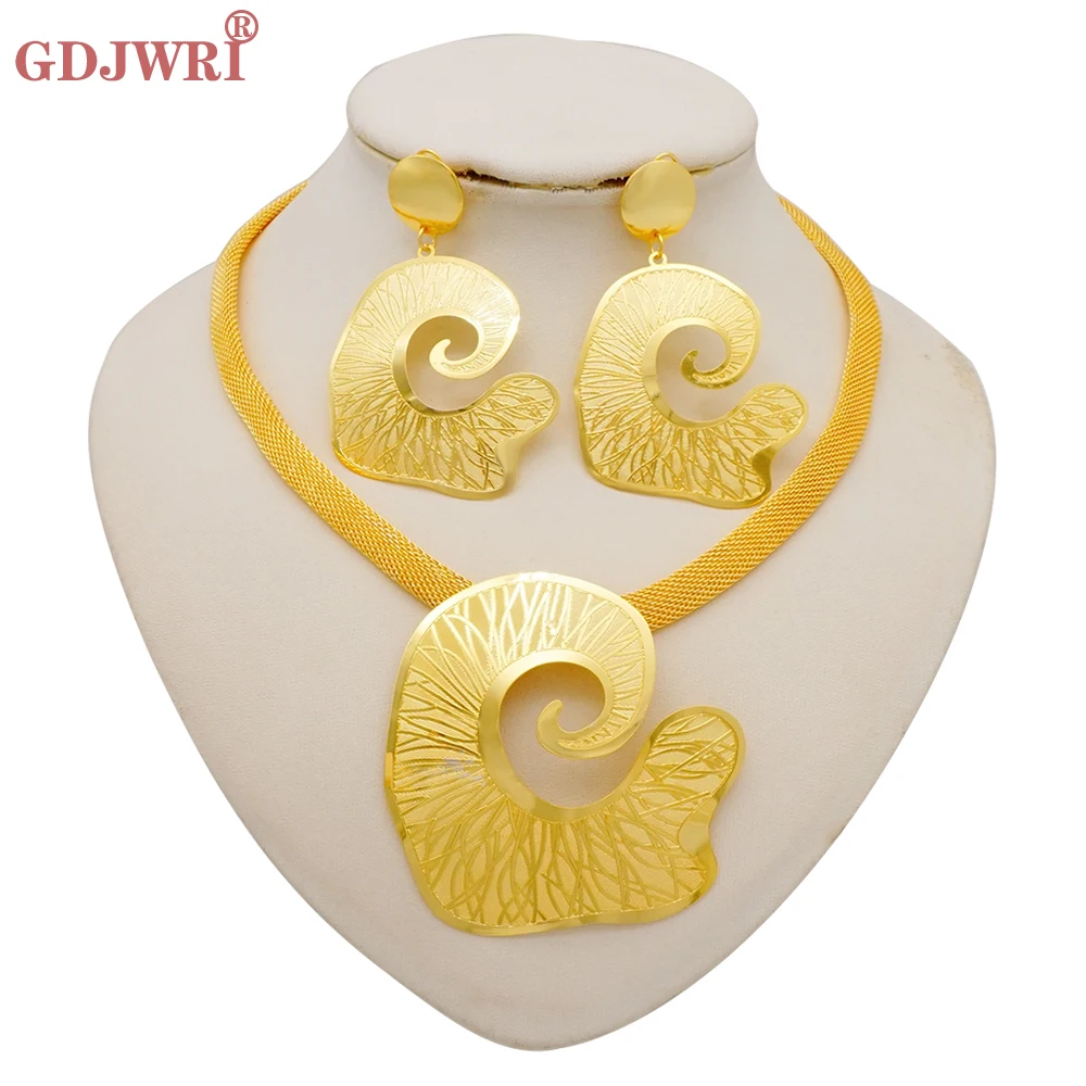 

Jewelry Set Dubai Gold Color Irregular Earrings Pendent Necklace For Women Hot Selling Wedding Party Gift Classic Trendy