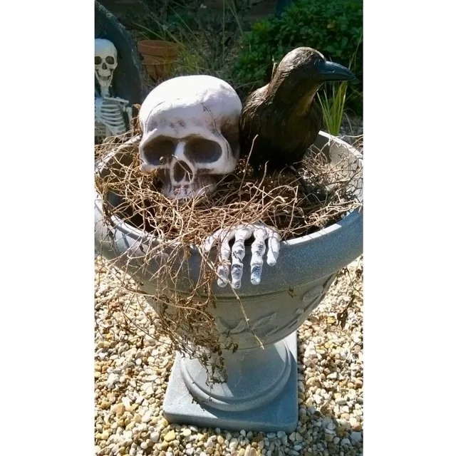 Halloween Skeleton Stakes Decor 4
