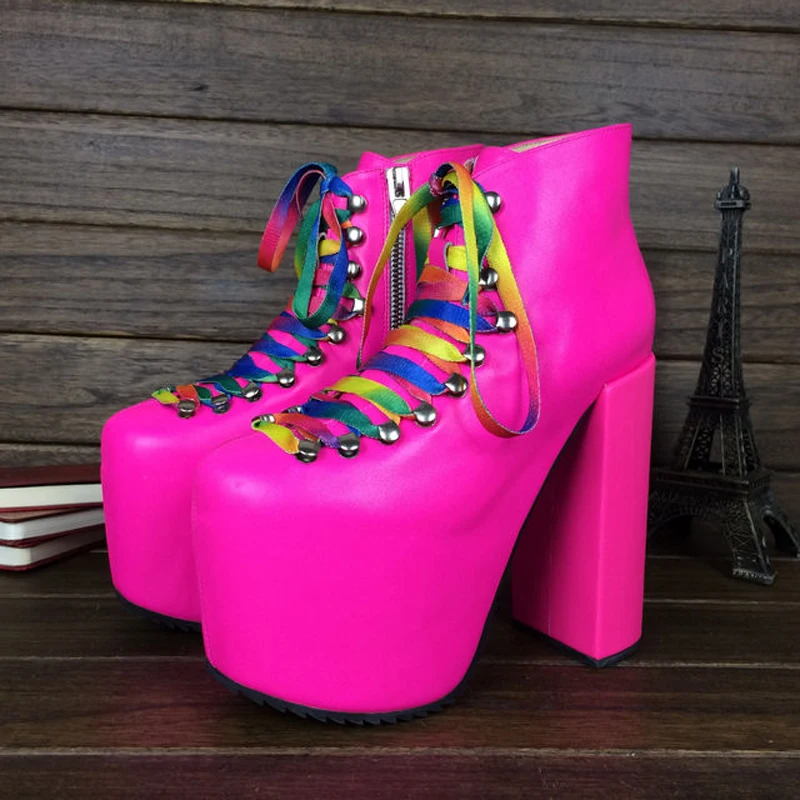 Pitaya Viola Nero Arcobaleno Stivaletti In Pizzo Pelle Di Mucca Super Platform Block Heels Donna Colorful Lace Stage Stivaletti Britannici