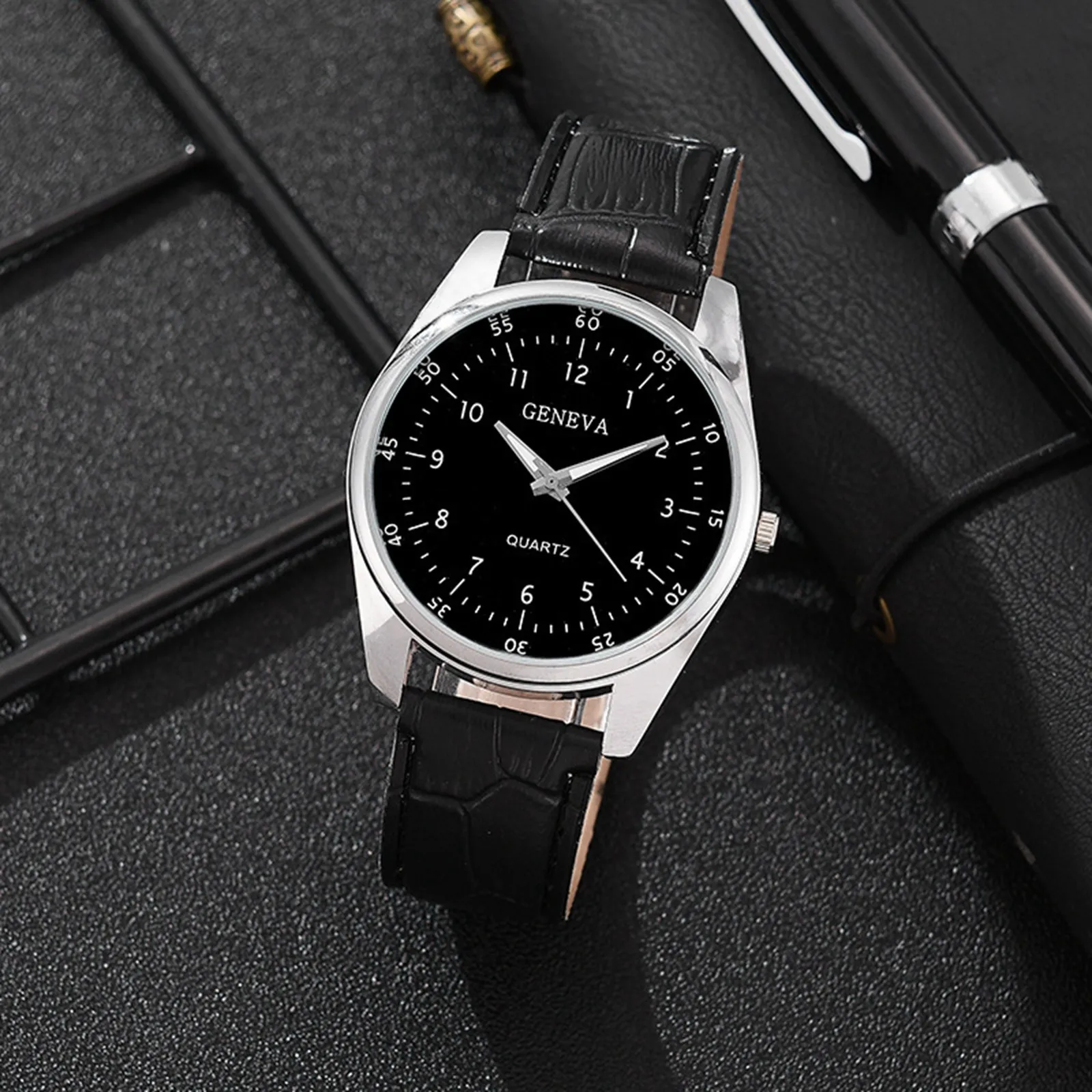 

Men'S Watches Business Wrist Watch Luxury Pu Leather Strap Analog Watches Quartz Wristwatches Clock Women Casual Simple Watch