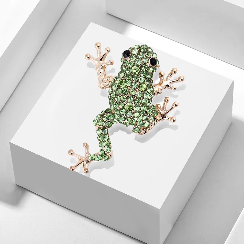 

Luxury Green Crystal Frog Brooch With Hat Gold Color Animal Brooches Pins for Women Dress Coat Accessories Jewelry Gifts
