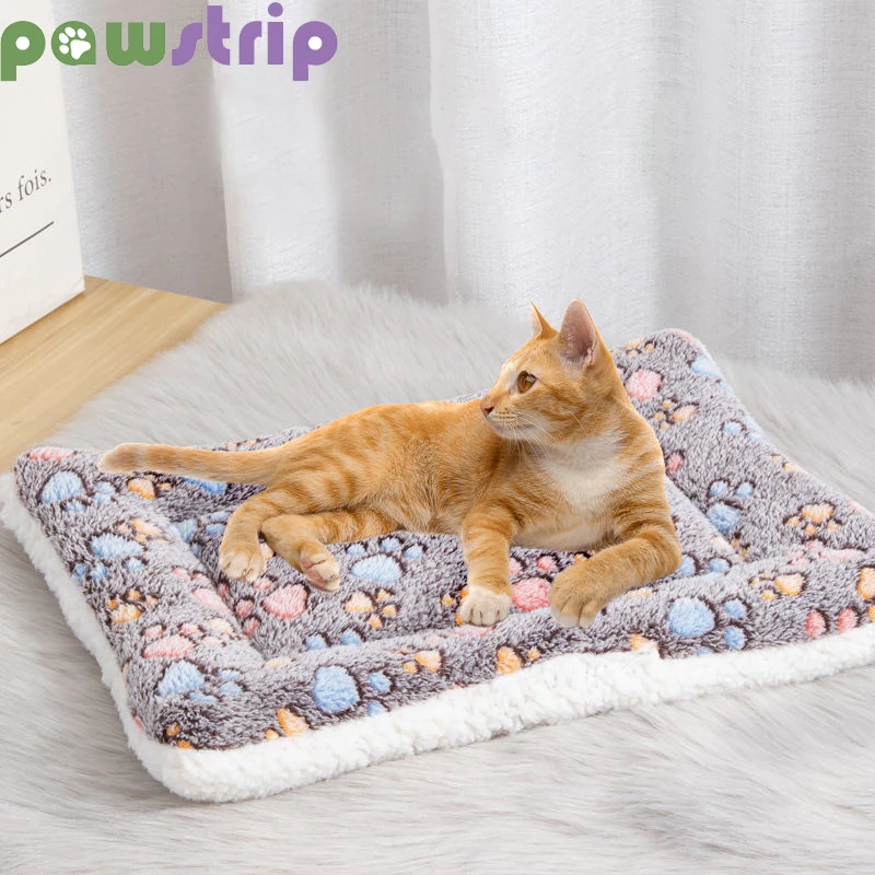 Soft Flannel Cat Sleeping Mat Winter Warm Pet Blanket for Small