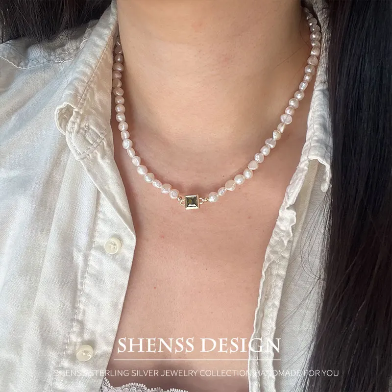 Temperament Design Natura 5-6mml Baroque Pearl Necklace Customized Jewelry for Women's Green Zircon