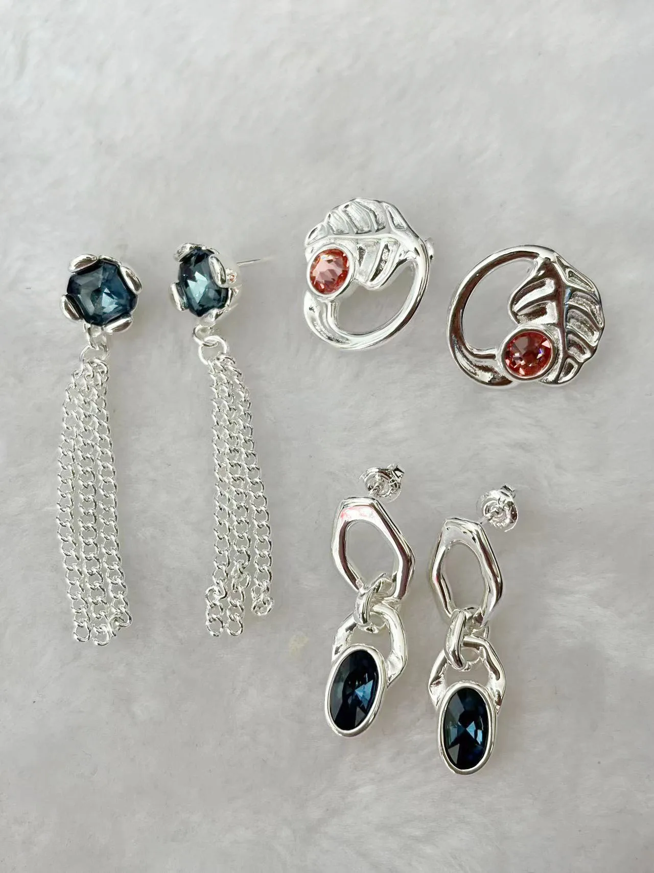 2023 New UNOde50 Popular in Europe and America Exquisite High Quality Gem Trend Women's Earrings Jewelry Gift Bag