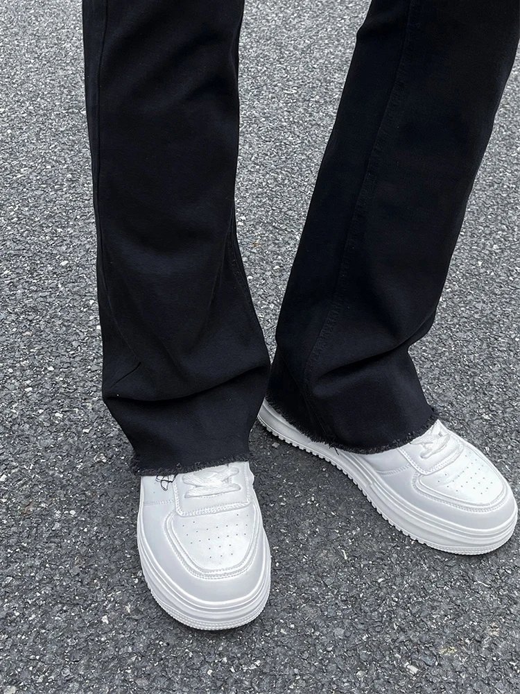 Рисунок 6 - Мужские классические джинсы на весну/осень 2024