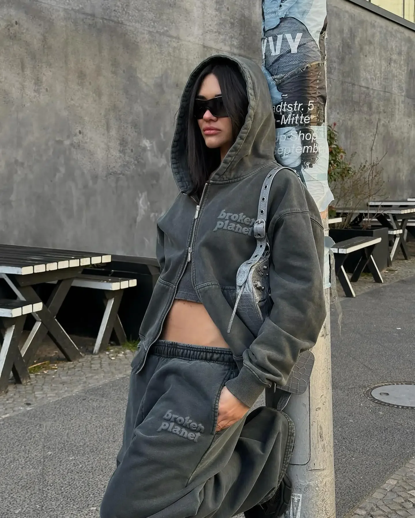 

Brokenplanet Women Hip Hop Wash Zip Up Hoodies High-quality Black Retro Men Pullover Oversized Loose Casual Street Sweatshirt