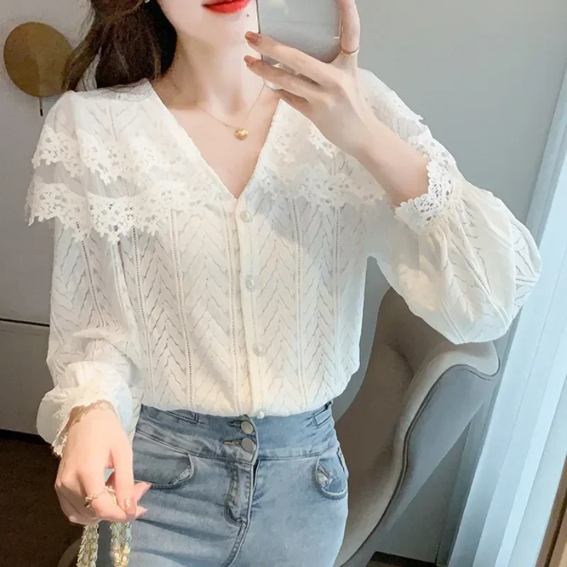 

Fashion Elegant White Lace Blouse Women Long Sleeve V Neck Button Up Shirts Women Fashion Vintage Office Lady Tops Blusas 29629