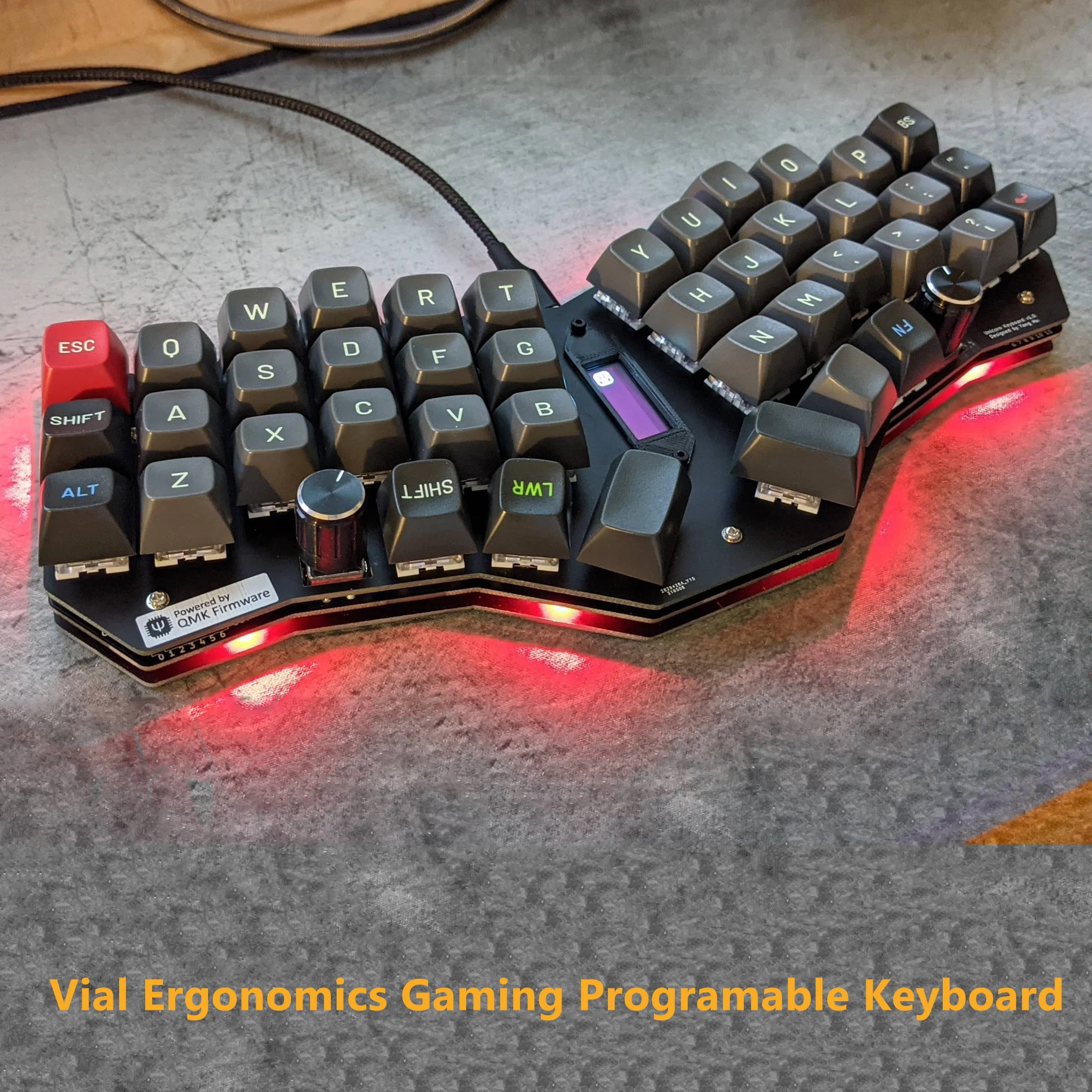 PreOrderVIALErgonomicsGameMacroKeypad42Key2KnobsFlying