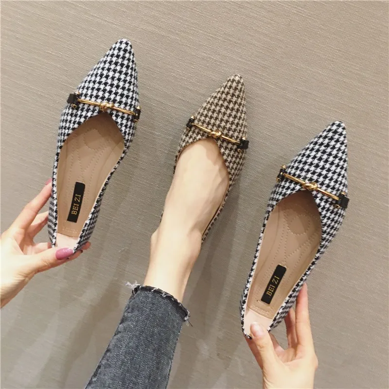 Flat Shoes for Women Pointed Toe Plaid Slip on Loafers Summer Spring Casual Shoes Ladies Shoes Comfortable Women Work Shoes
