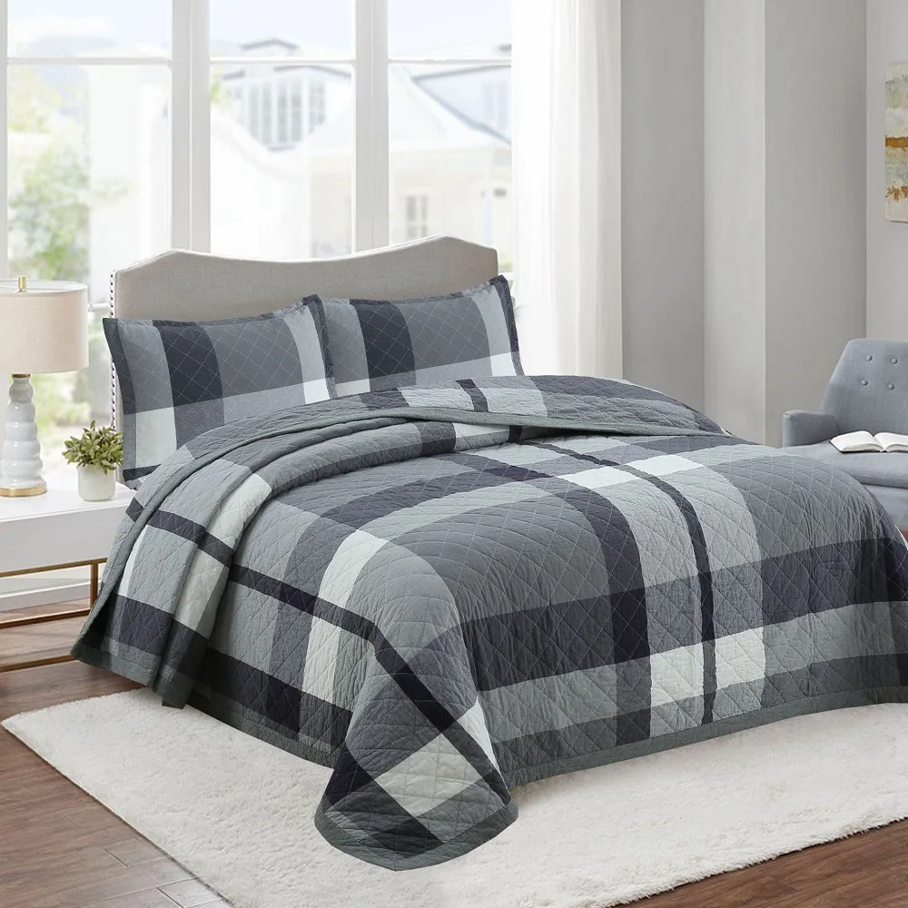 CHAUSUBBritishStylePlaidCottonQuiltSet3PCSBedspreadontheBed