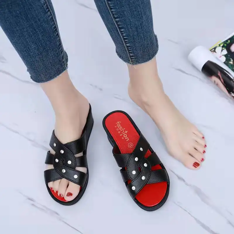 Women’s summer platform wedge sandals with thick sole and non-slip design black