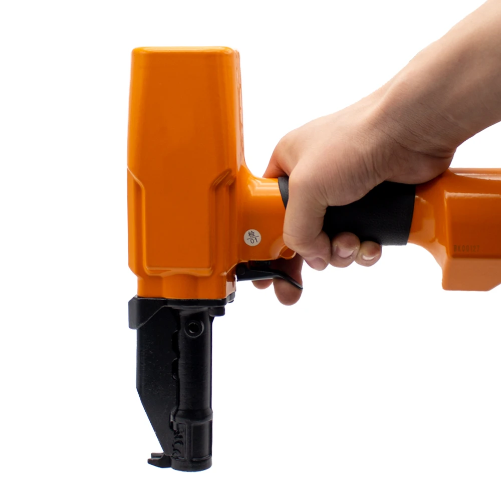 Pneumatic nail puller for building wood plank diameter pneumatic nail