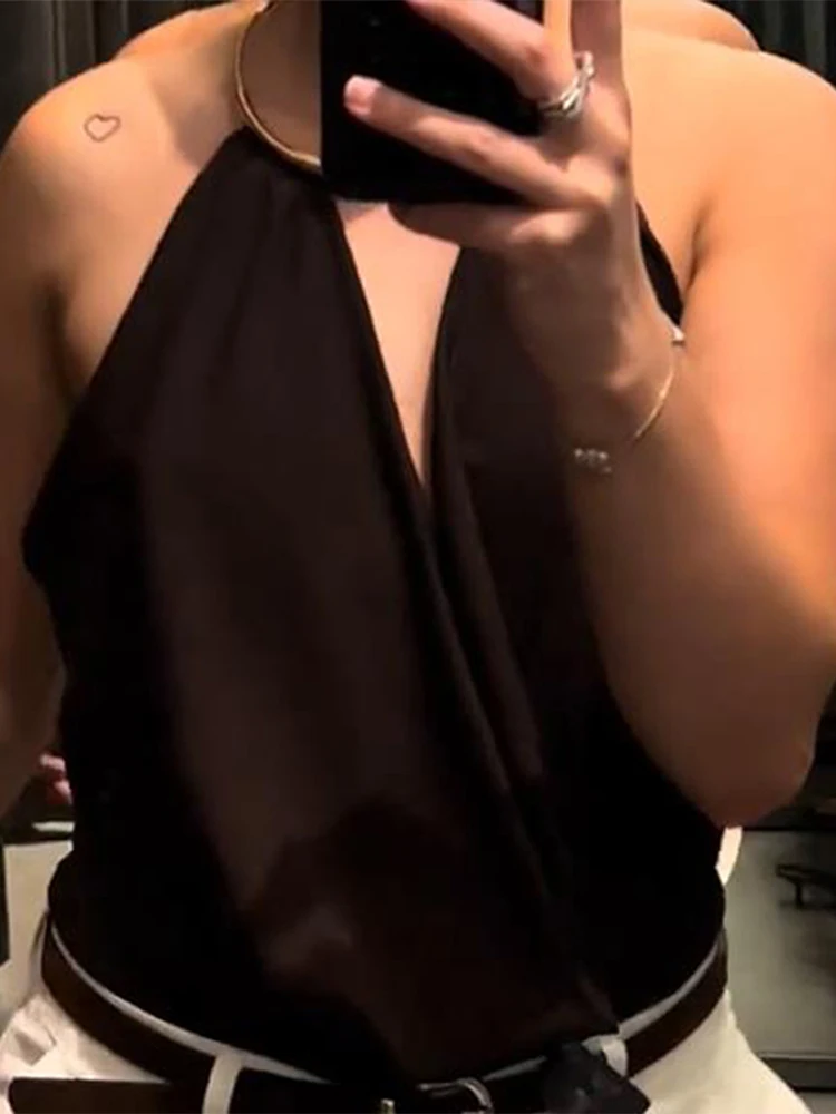 Sexy Bodys für Frauen, Wasserfallausschnitt, ärmellose Ketten, rückenfreie Tops, kurze Hosen, 2025, Sommermode, weibliche solide Strand-Outfits