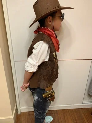 2022 bambini adulti Cowboy costumi Cosplay festa di Halloween travestimento  ragazzo donna Wild West Fancy Cowgirl Vest Cap sciarpa abiti - AliExpress