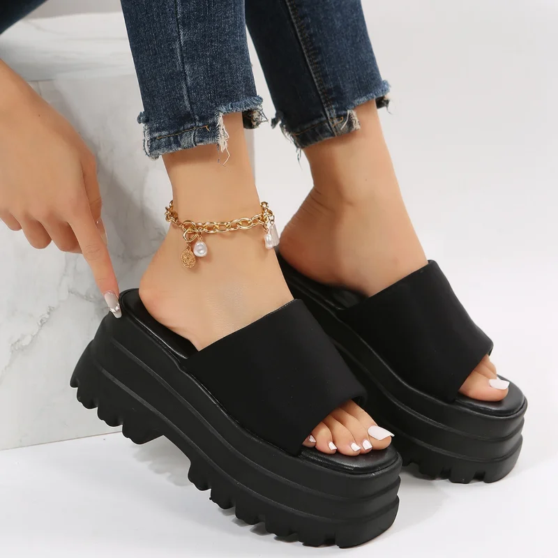 2023 Summer Brand New Women Single Band Platform Sandals Black Nylon Chunky Platform Wedges Slipper Sandals