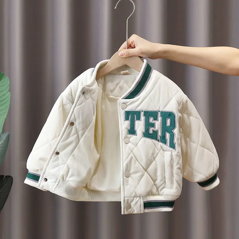 �ѱ� ��Ÿ�� �߱� ���� ��� ��ư ��Ŷ ���ƿ�, ������ ĳ�־� �м�, ���� �ܿ�, 2022