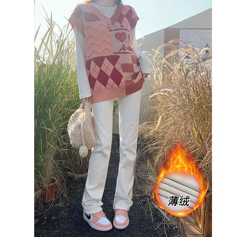 

Korean small straight stretch white jeans
