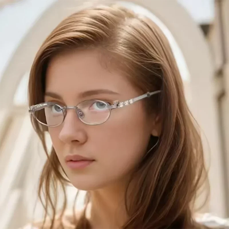 Luxury Diamond Metal Oval Frame Sunglasses for Women Small Frame Oval Sun Glasses UV400 Vintage Outdoor Eyeglasses Goggles