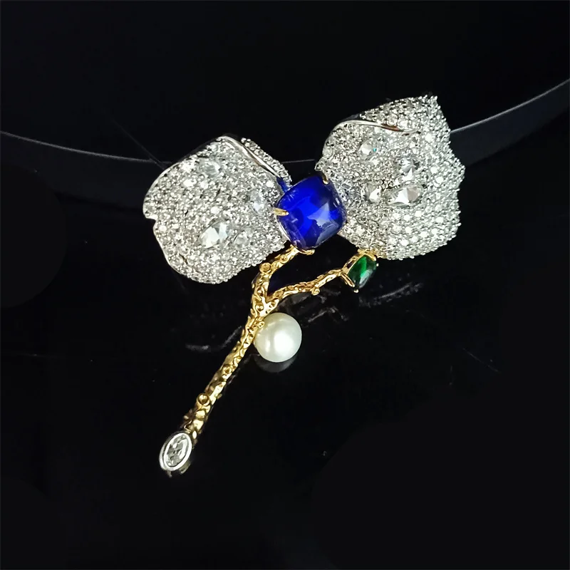 High Grade Full Blue Green Dual Color Flower Zircon Brooch Temperament  Luxury Plant Leaves Freshwater Pearl Accessories Pin