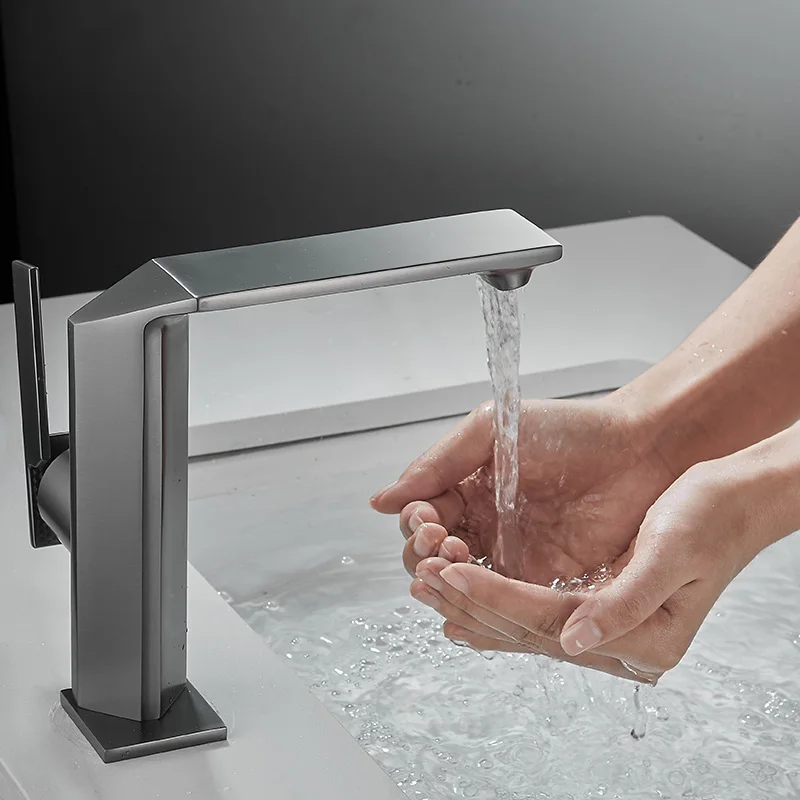 

New Cold And Hot Water Mixer Basin Faucet Solid Brass Brush Gold Bathroom Faucet Sink Tap Single Handle Deck Mounted Tap