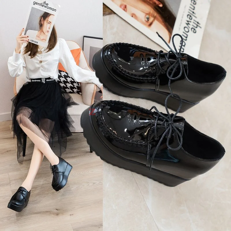 Luxury Brand Spring Autumn Fashion Women Patent Leather Casual Lace-up Platform Wedges Pumps Lady Black With Heels Sneakers