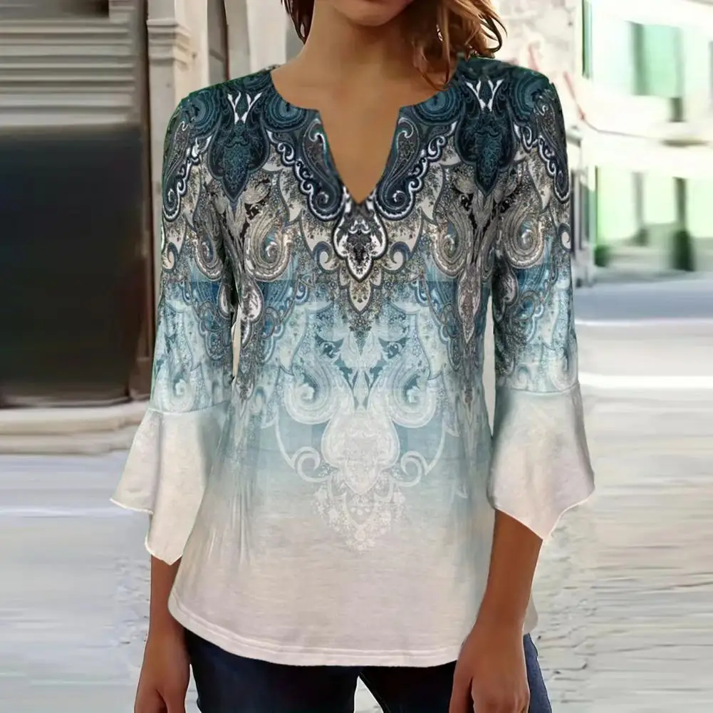 

Loose Fit 3/4 Sleeve Top Floral Print V-neck 3/4 Sleeve T-shirt for Women Lightweight Top with 3d Printed Streetwear Design