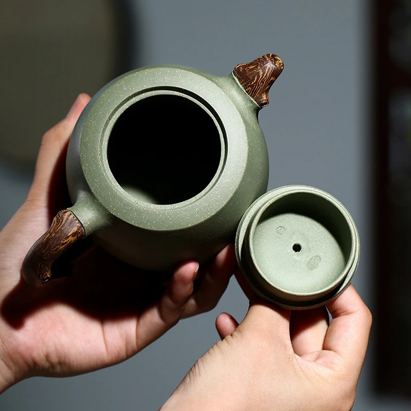 Chinese Style Large Capacity Teapot, Raw Ore Green Sand Mud , Kung Fu Household, Pure Handmade, 400cc, Purple Clay Tea Pots, 1Pc