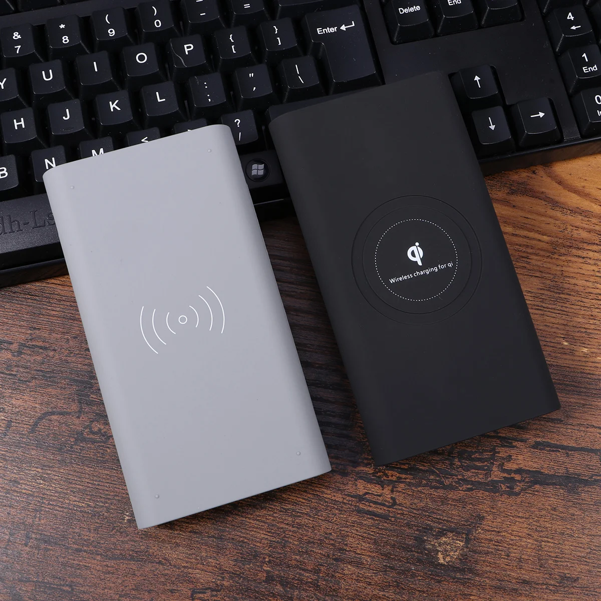 

Portable Power Wireless Charging High Capacity 10000 mAh Power Bank and Wireless S8 S7 and -enabled Decices