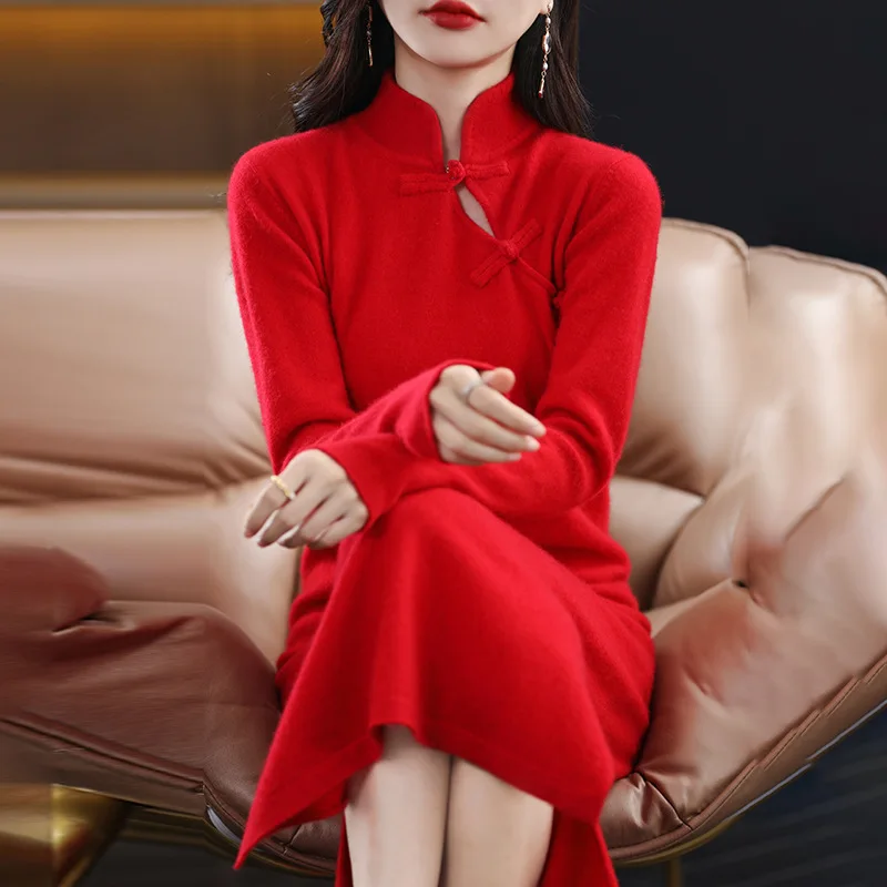 

2023 Autumn And Winter Women's New Cashmere Sweater Style Retro Commuting National Style Buckle Fitting Style Dress