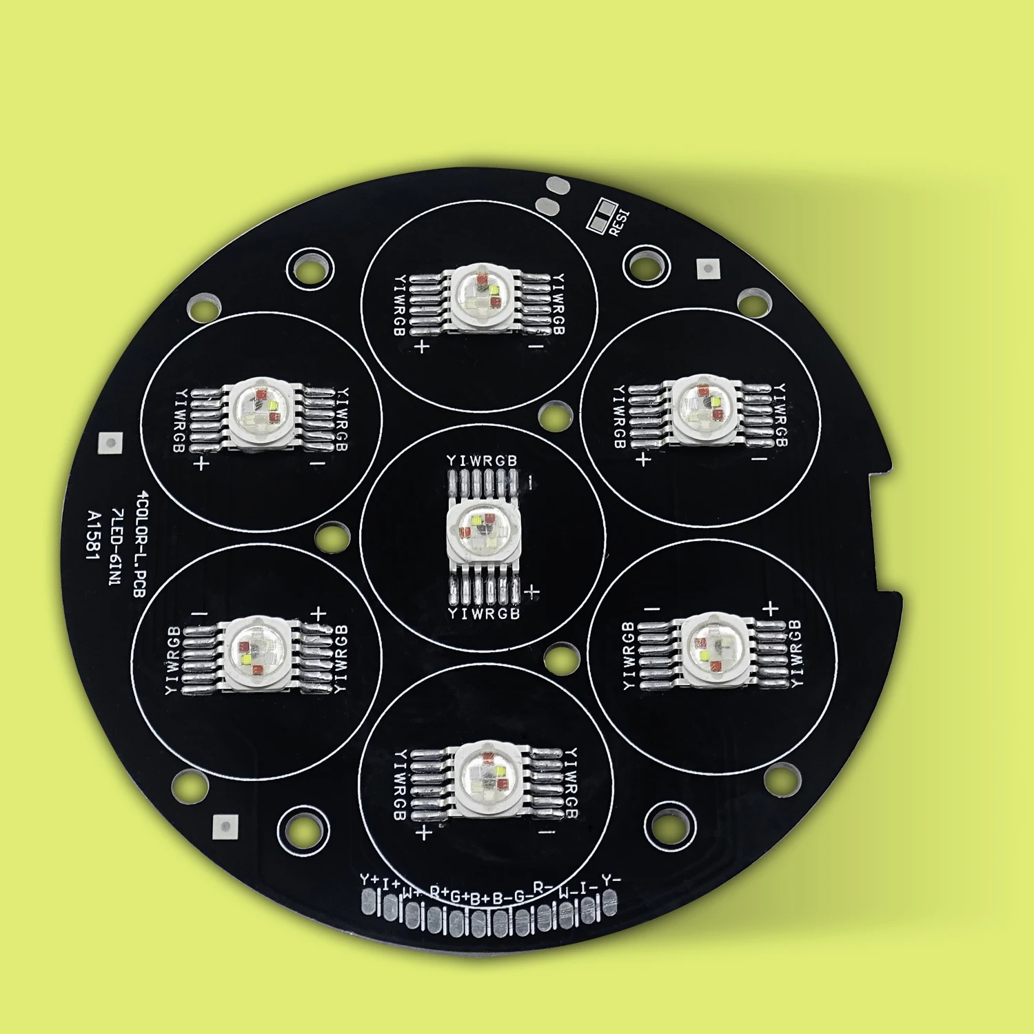 Canhao De Led Parled Colorido 18 Leds 12w Rgbw Quadriled 4IN1 Dmx Strobo Sensor De Som Automatico I.300509881