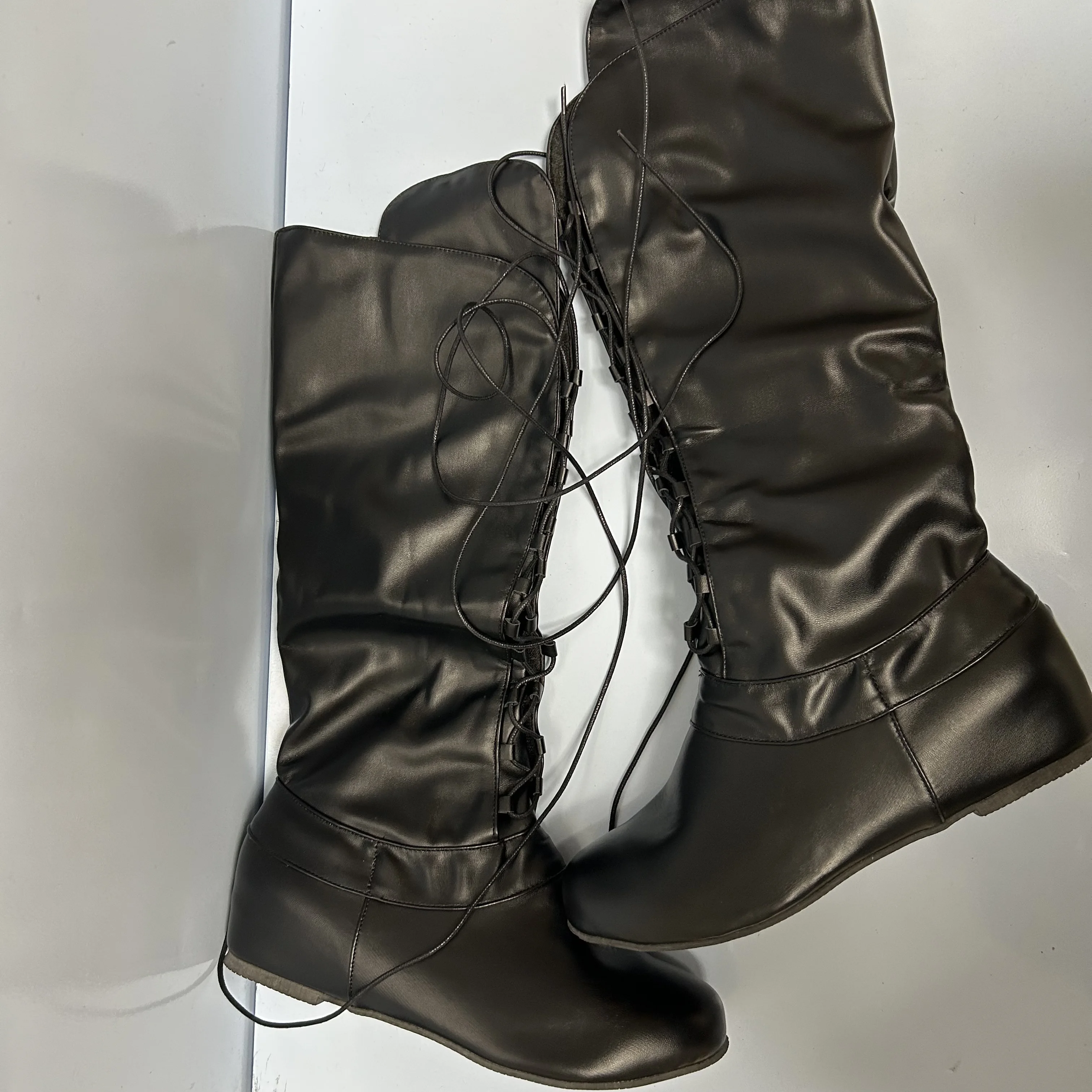 Mittelalter liche Retro Frauen Männer Leder Ritter Stiefel kniehohe flache Schuhe Mode runde Zehen Rom lässig Vintage Bandage Stiefel Größe 34-43 – Detail 2
